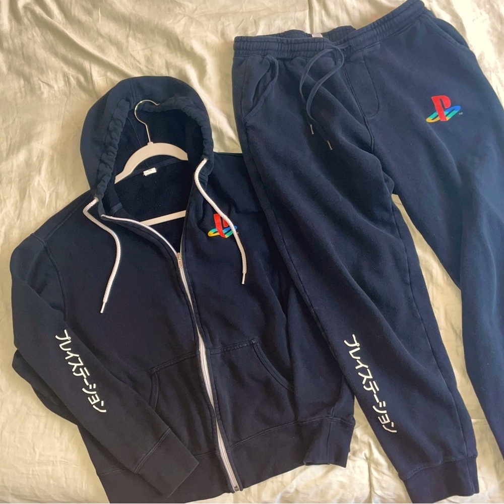 Sony PlayStation Official Merch matching sweats and zip up hoodie Medium Unisex